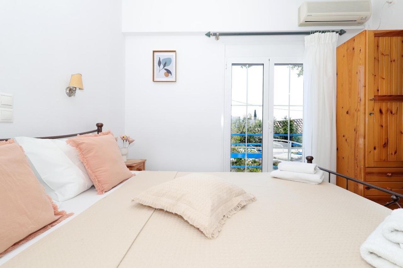 Hotel Hippocampus Perdika  Bagian luar foto